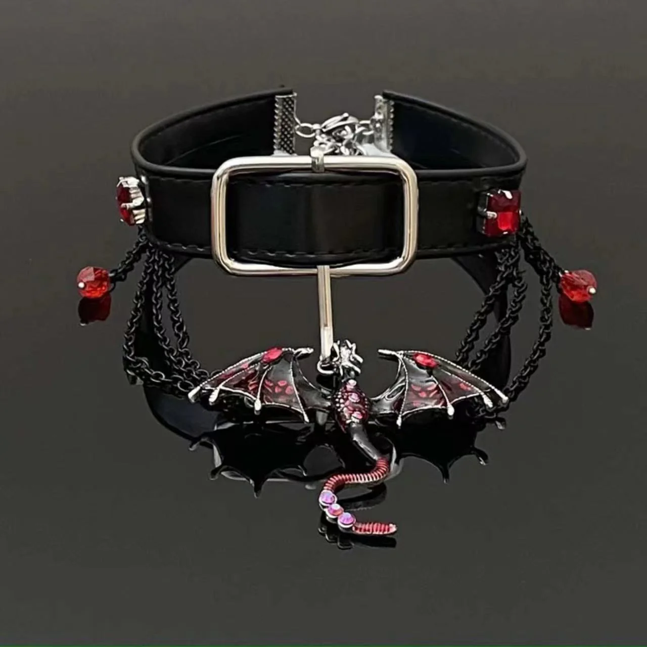 Animal pendant PU leather buckle layered choker necklace - Image 3