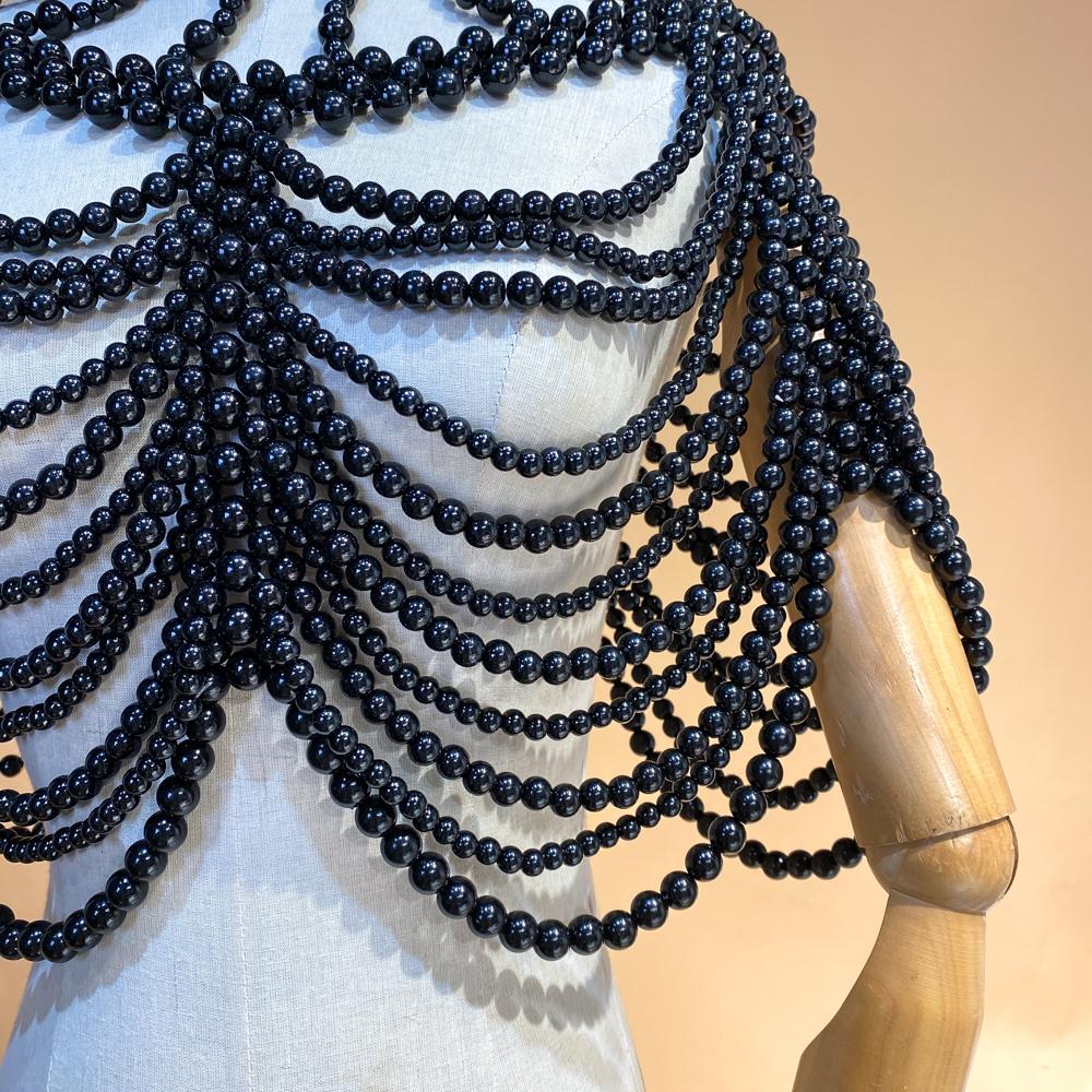 Beaded high neck hollow out metal chain top - Image 6