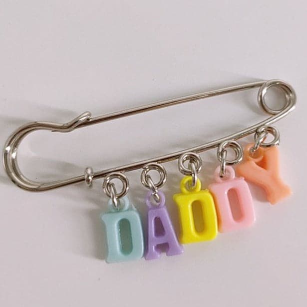 Clay multicolor letter decor pin - Image 6