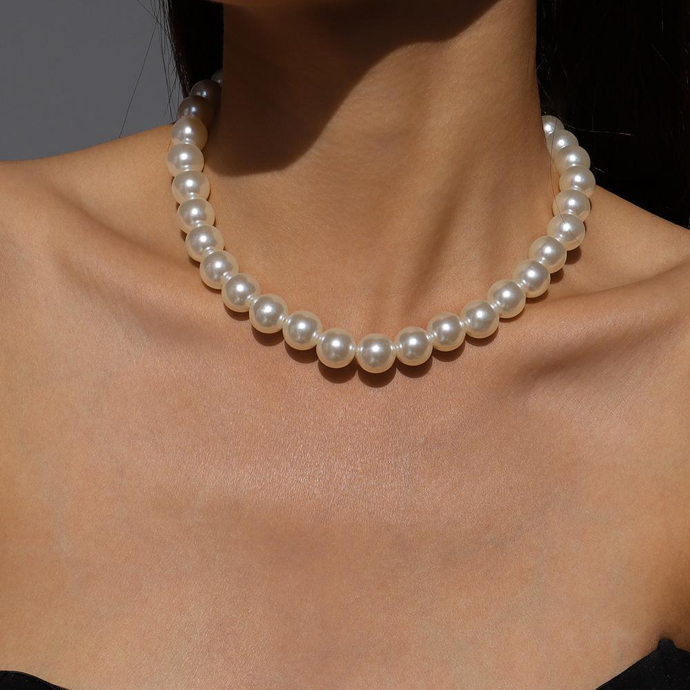 Faux pearl beaded choker necklace - Image 2