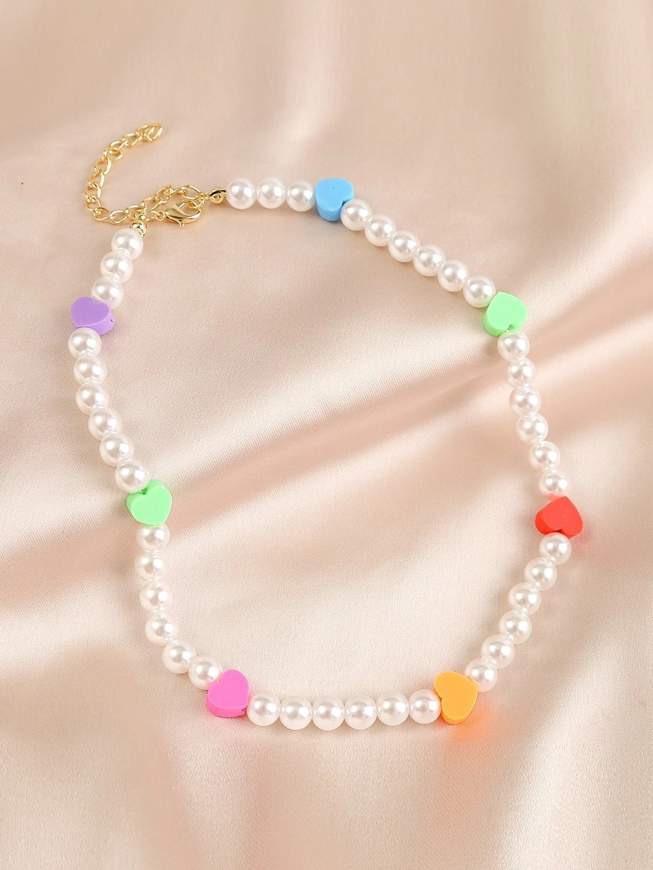 Faux pearl heart beaded multicolor clay necklace - Image 4
