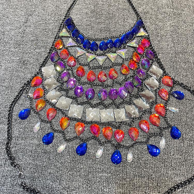 Halter crystal hollow out metal chain top - Image 2