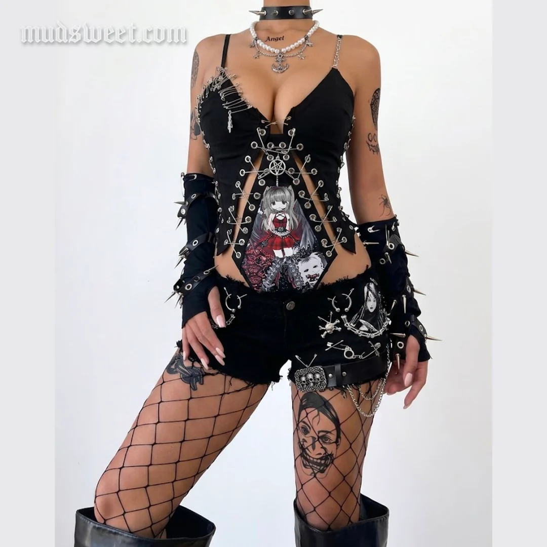 Hollow out v neck print metal chain cami bodysuit