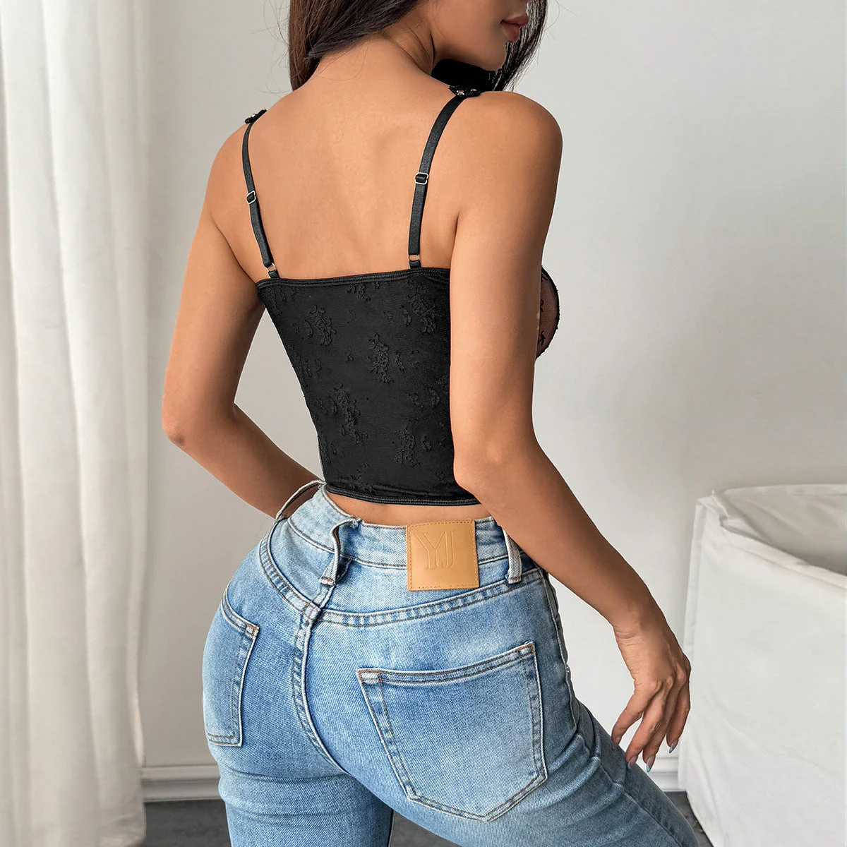 Lace hem u neck button backless cami top - Image 4