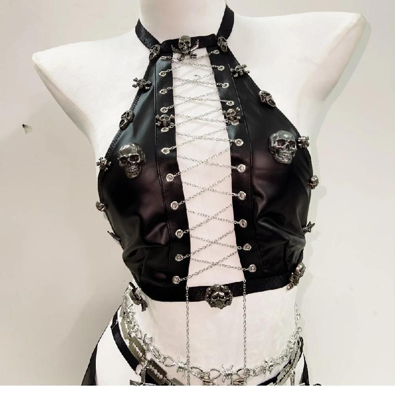 Lace up metal chain hollow out skull applique mini skirt set - Image 2