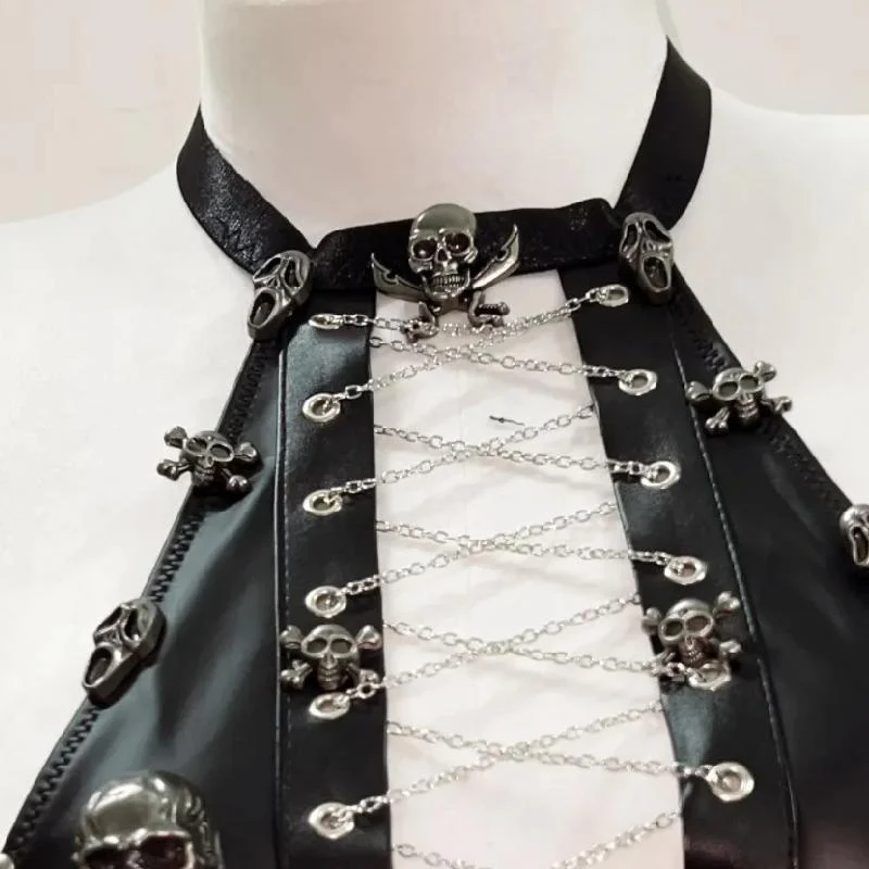 Lace up metal chain hollow out skull applique mini skirt set - Image 3