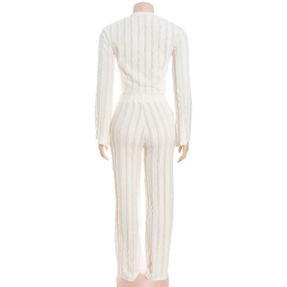 Long sleeve crewneck crop pant set - Image 8
