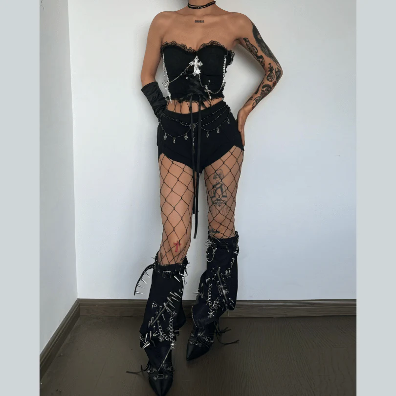 Metal chain lace up sweetheart neck tube top - Image 2