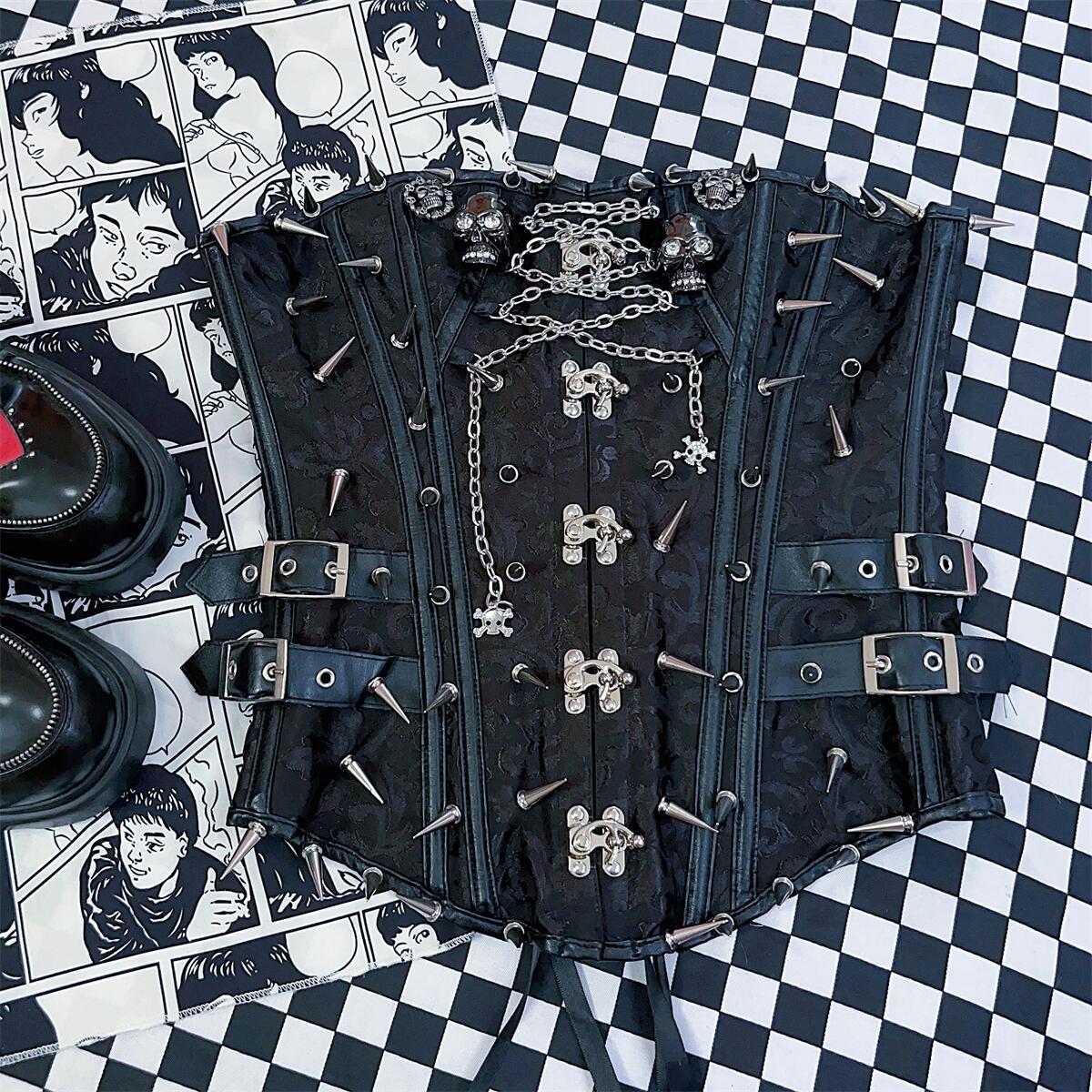 Metal chain skull applique print buckle lace up tube top - Image 4