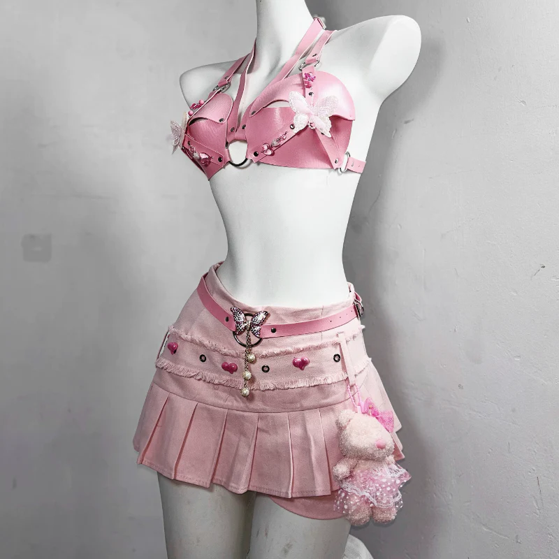 O ring PU leather butterfly applique buckle top | pastel goth - Image 4