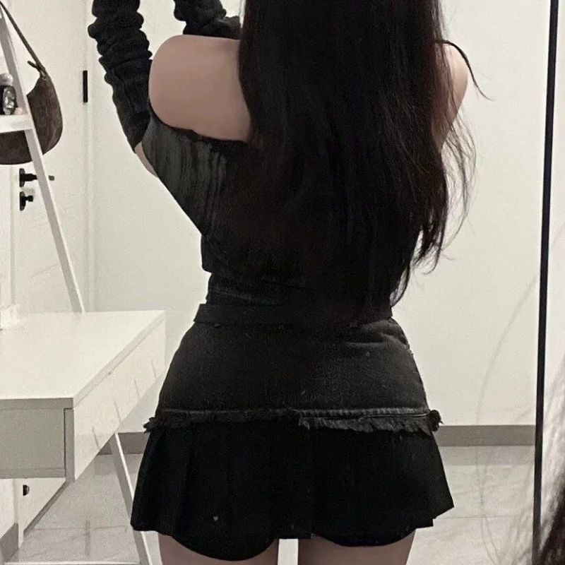 Off shoulder denim raw hem mini skirt set - Image 5