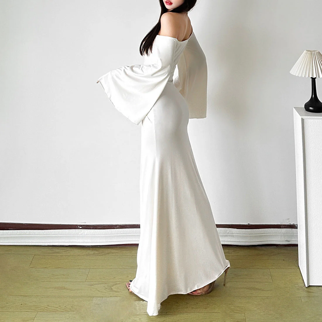 Off shoulder long flared sleeve ruched maxi dress - Image 2