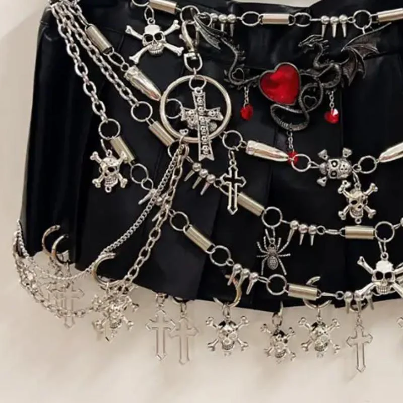 Pleated metal chain o ring black mini skirt - Image 3