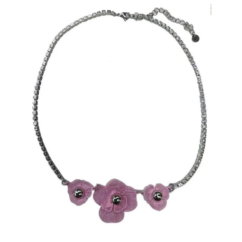 Plum blossom decor rhinestone necklace - Image 4