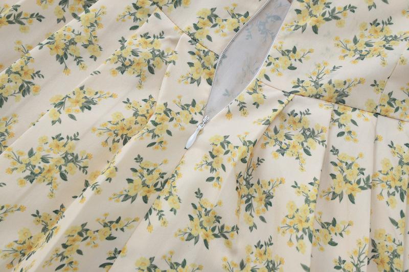 Short puff sleeve pleated zip-up flower print mini dress - Image 5