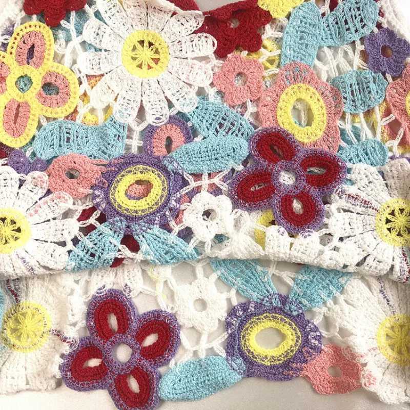U neck flower applique knitted hollow out cami top - Image 2