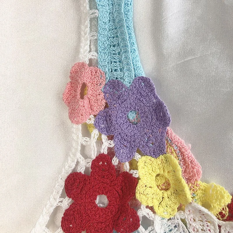 U neck flower applique knitted hollow out cami top - Image 4